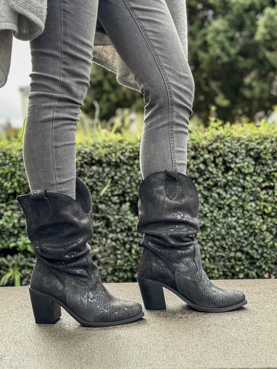 On Fire Folia Negro 5