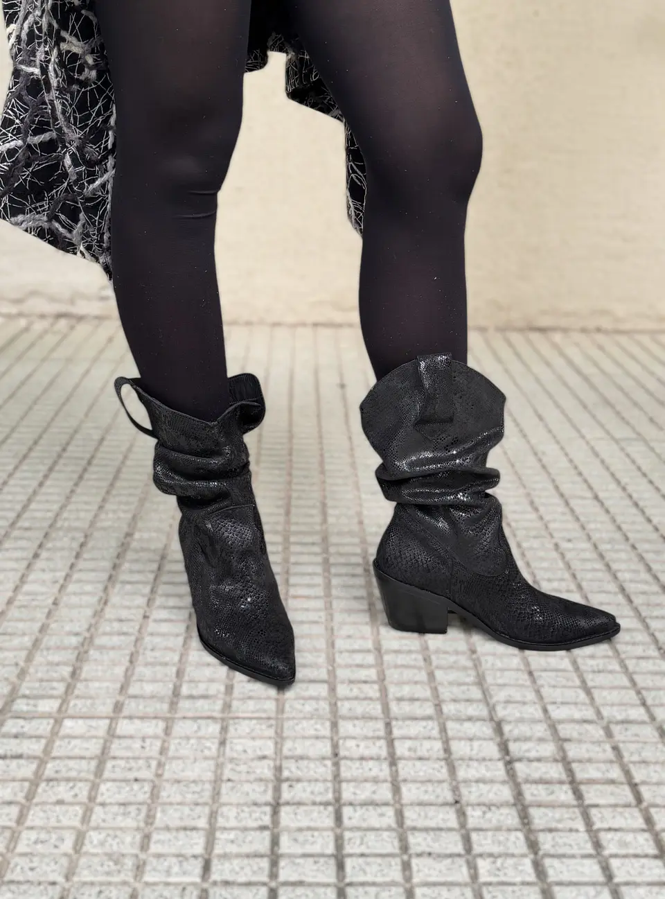 GLOV FOLIA NEGRO (48 HRS) 1