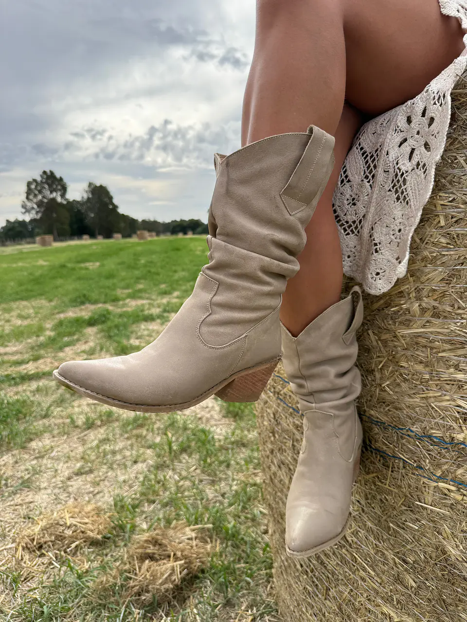 Bota Glov Crema 1