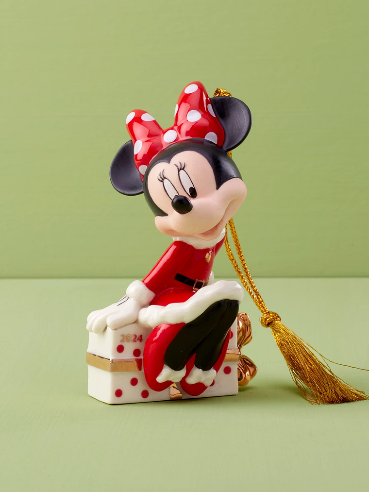 2024 Minnie Mouse Sitting On A Gift Ornament 1