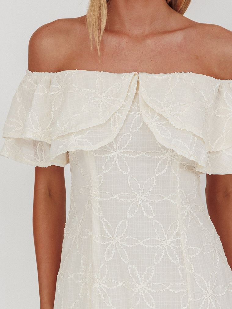 Beauty Within On-Off-Shoulder Maxi Dress Cream 6