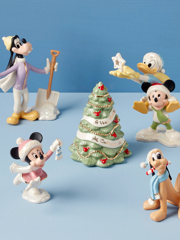 Disney Winter Fun 5-Piece Figurine Set 1