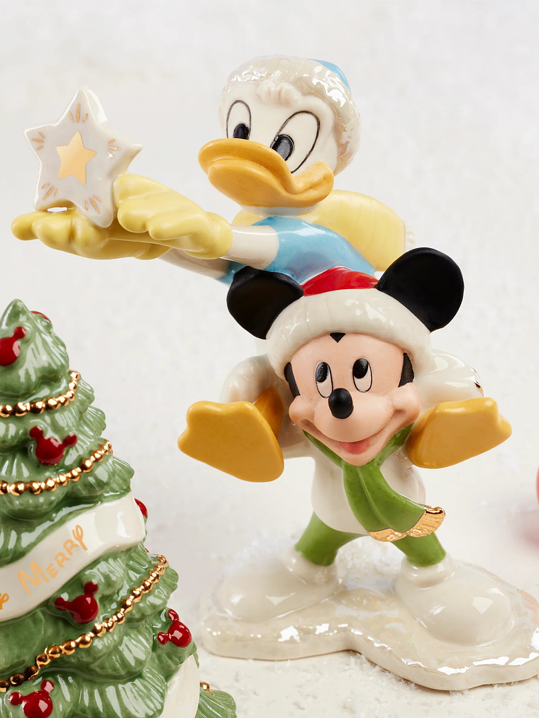 Disney Winter Fun 5-Piece Figurine Set 4