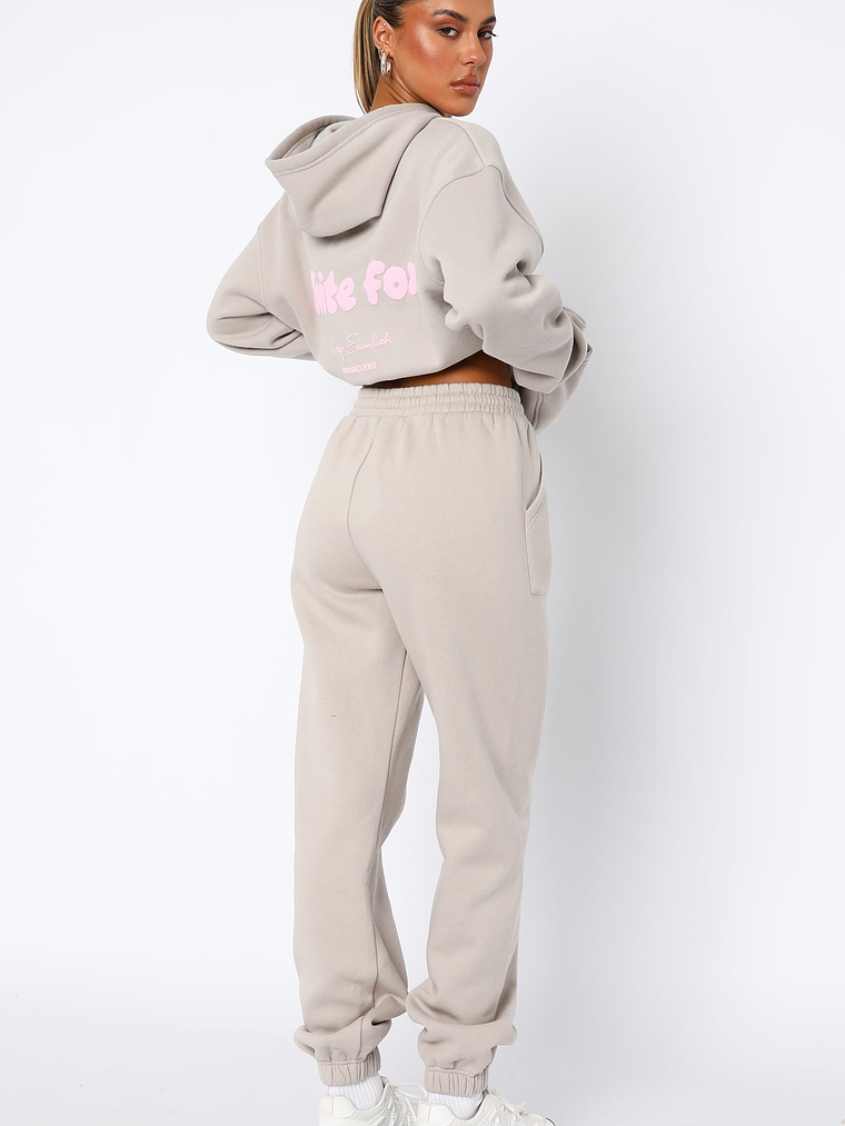 Era 8 Sweatpants Mooncake 4