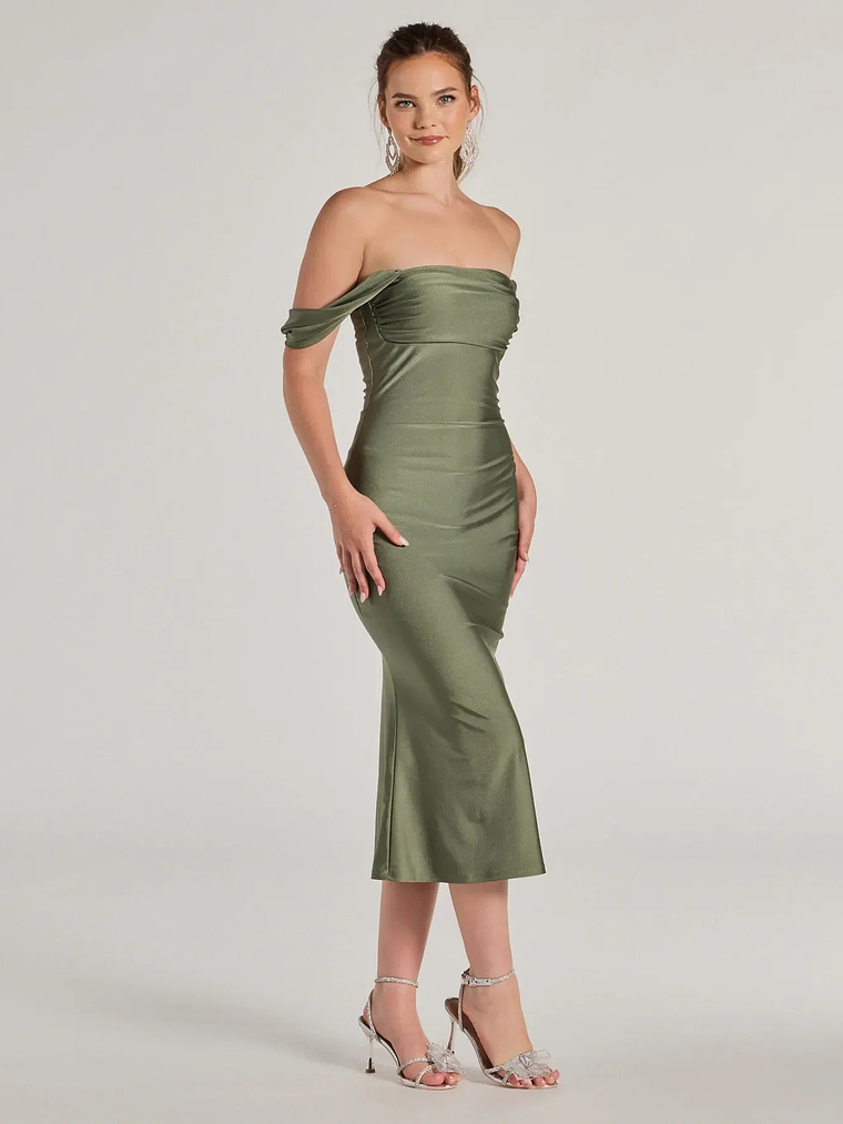 Exceptional Off-The-Shoulder Flared Midi Dress 12