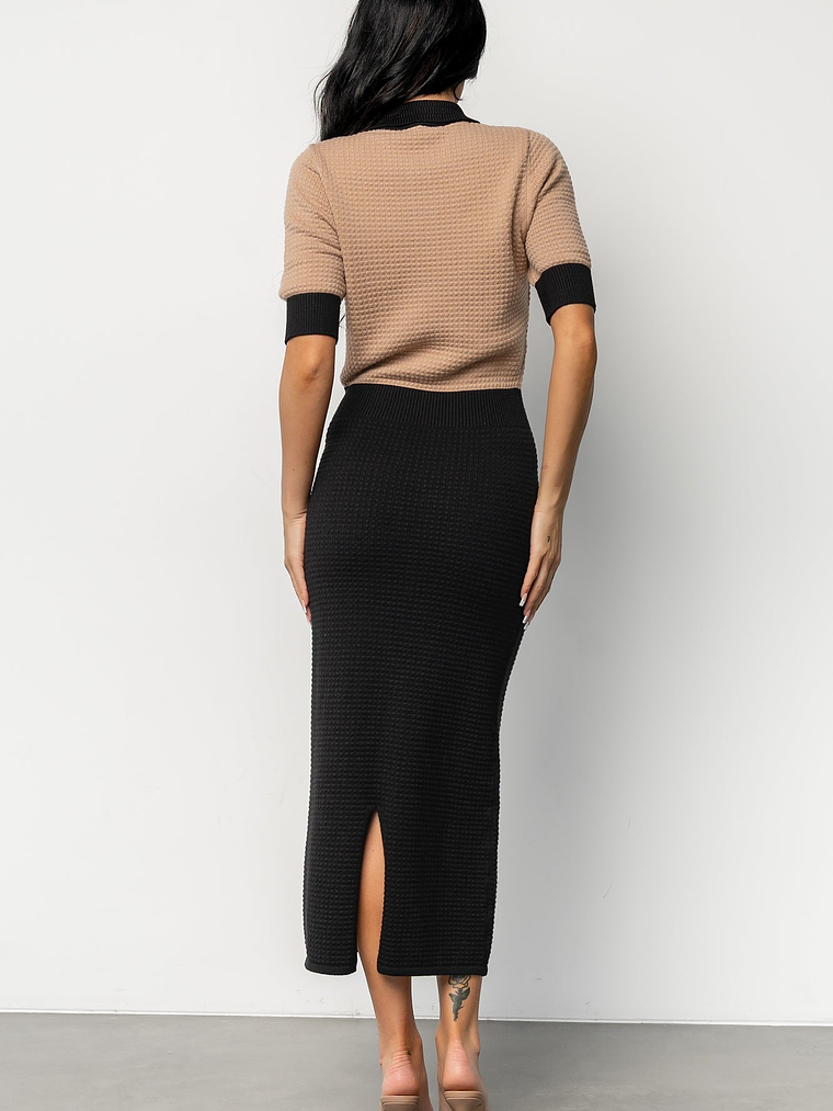 Gwendolyn Collared Midi Dress | Black + Mocha 4