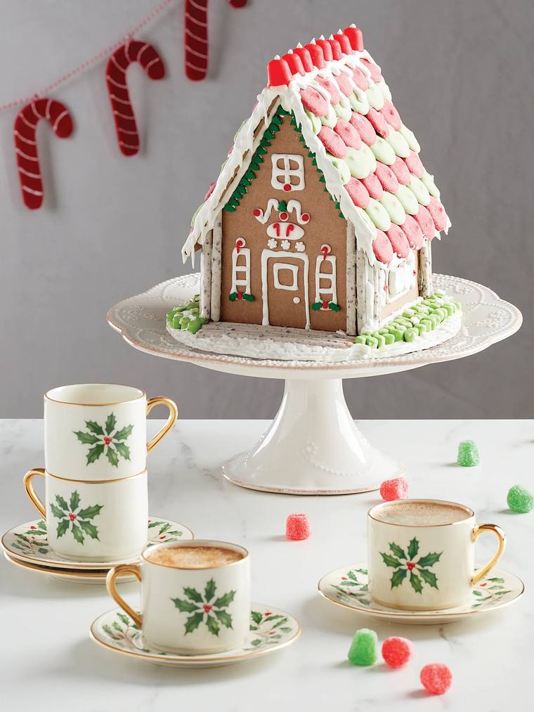 Holiday Espresso Cup & Saucer, Set of 4 2