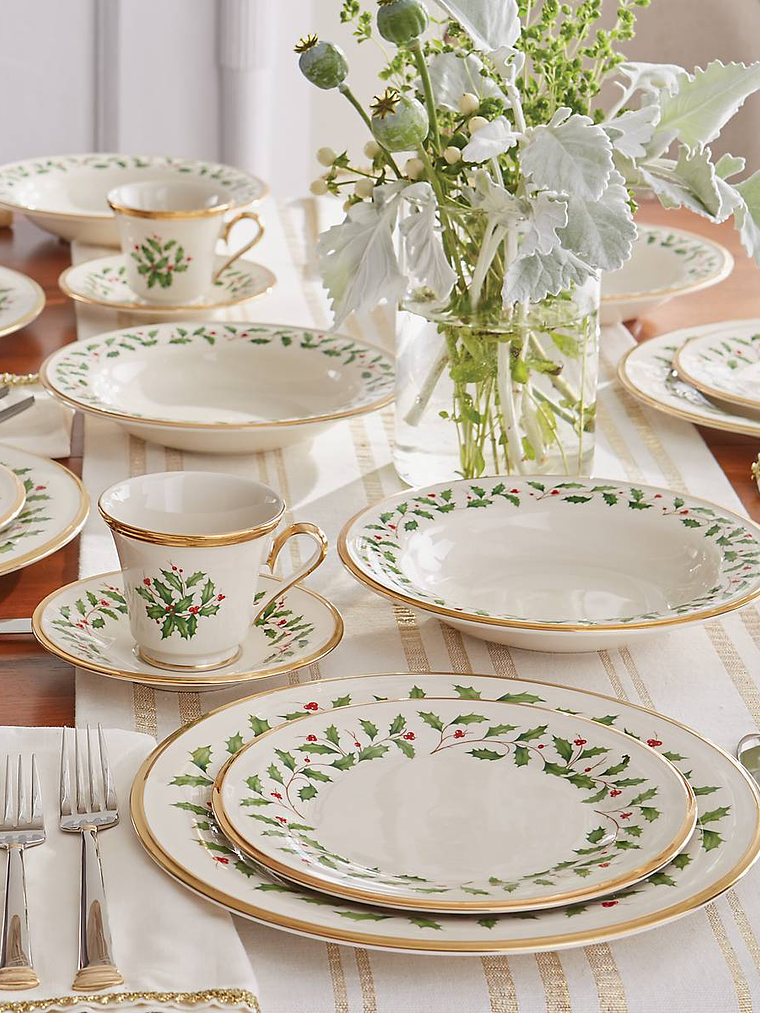 Holiday Dinner Plate Set, Buy 3 Get 6 8