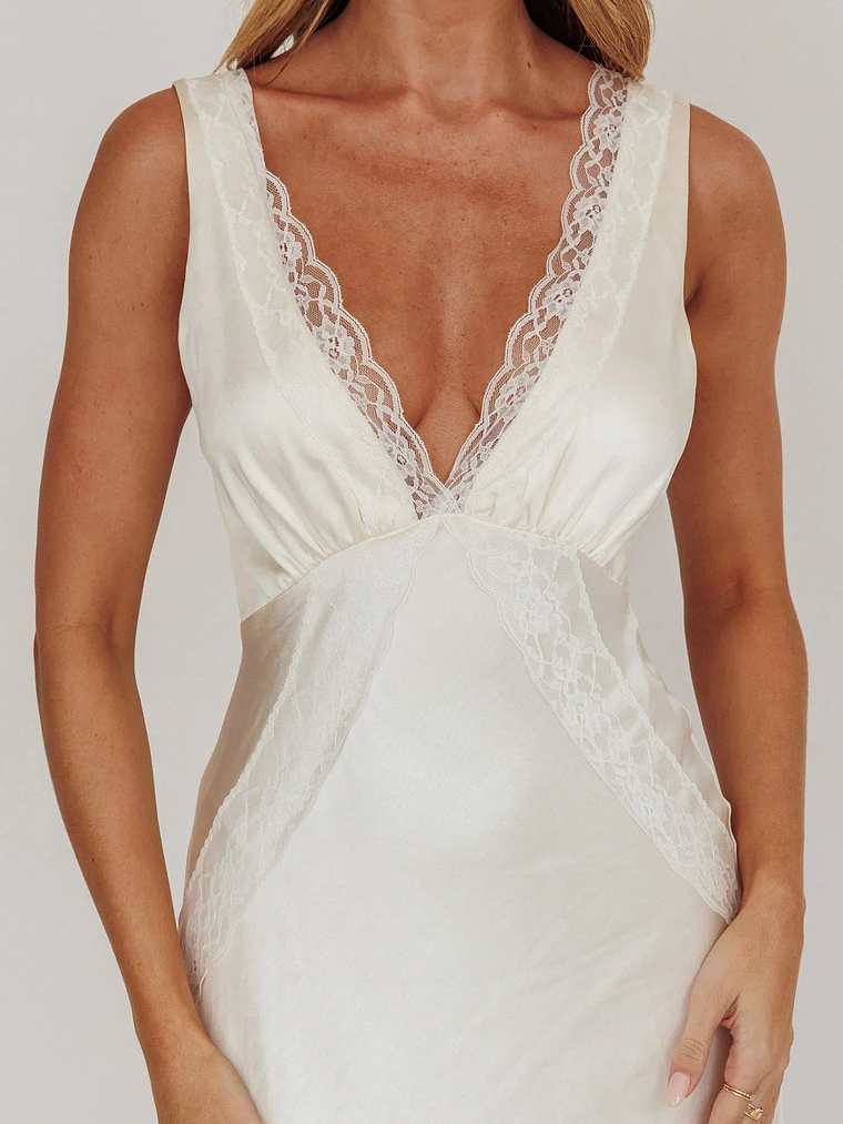 Ivonne Lace Trim V-Neck Maxi Dress Oyster 4