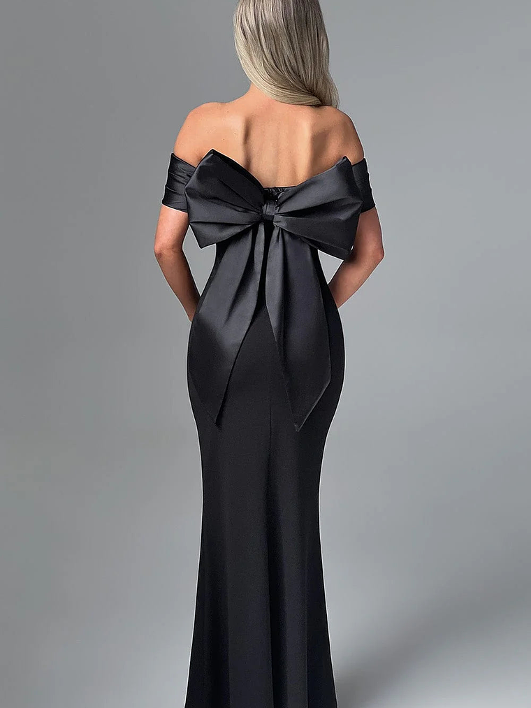Joanna Maxi Dress - Black 4