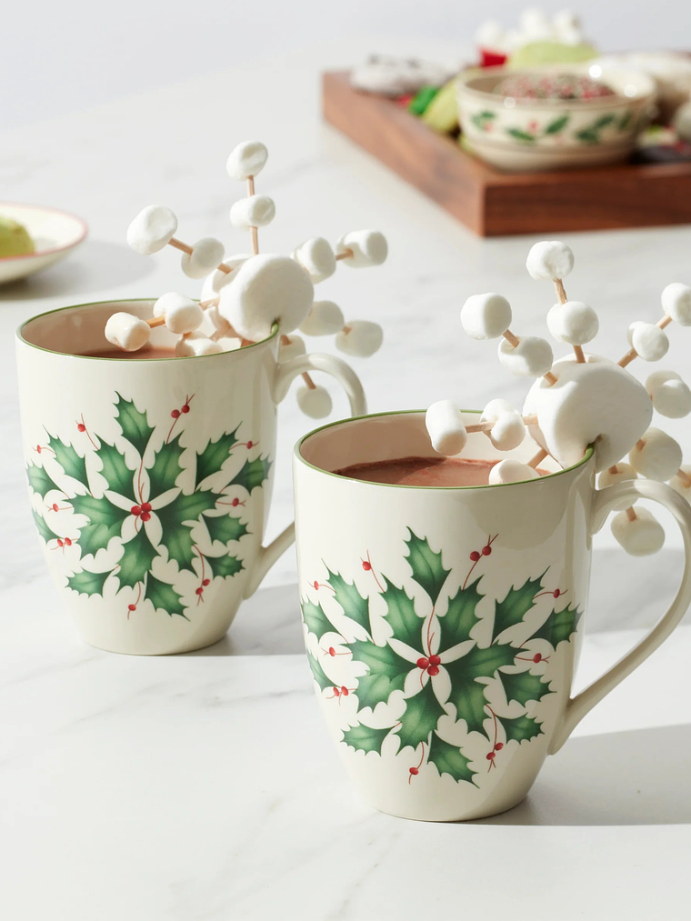 Hosting The Holidays 2-Piece Holly Mug Set 3