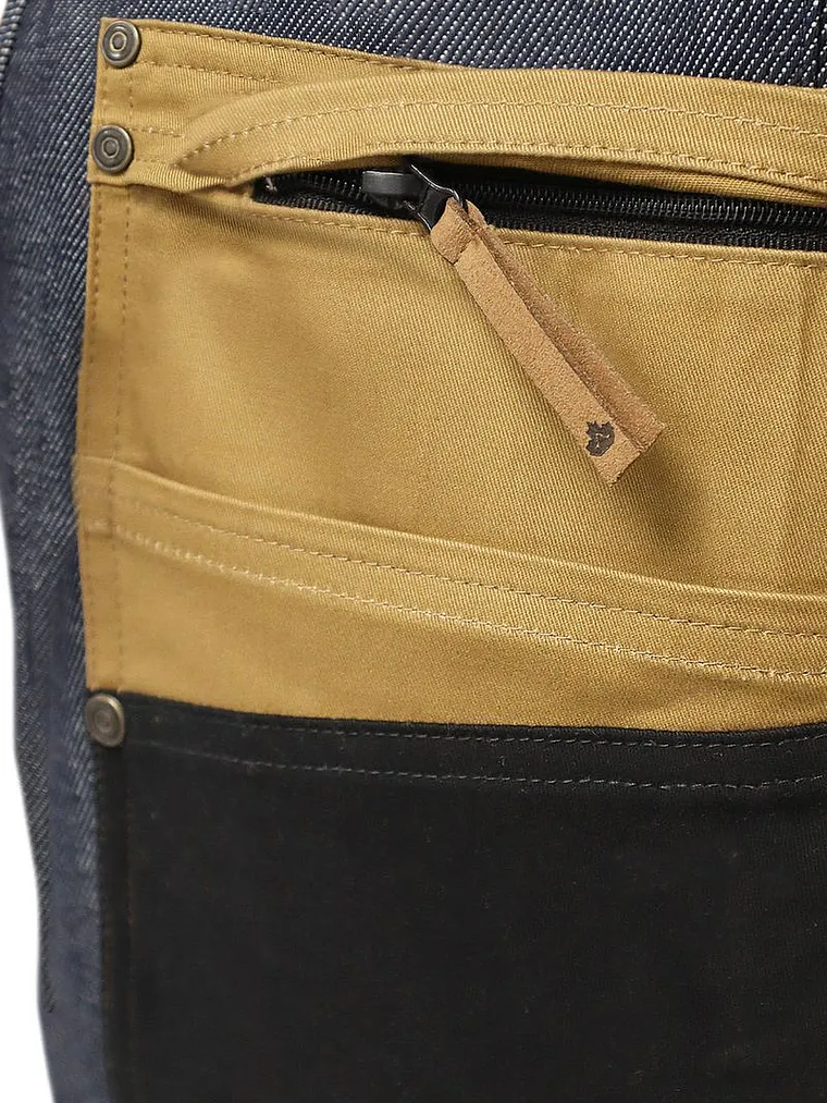 Quebec, Pechera Mezclilla 2