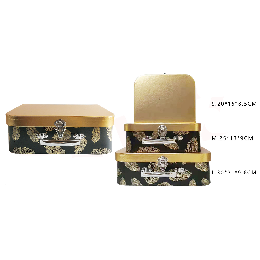 Caja de Regalo Candy Bar Negro con Diseño Pluma 1