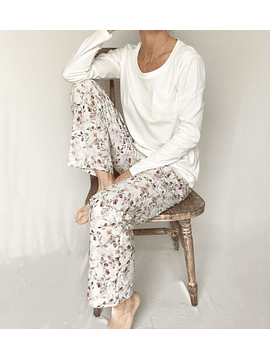 pijama polera y pantalón estampado  