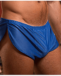 SHORT CON ABERTURA AL COSTADO 