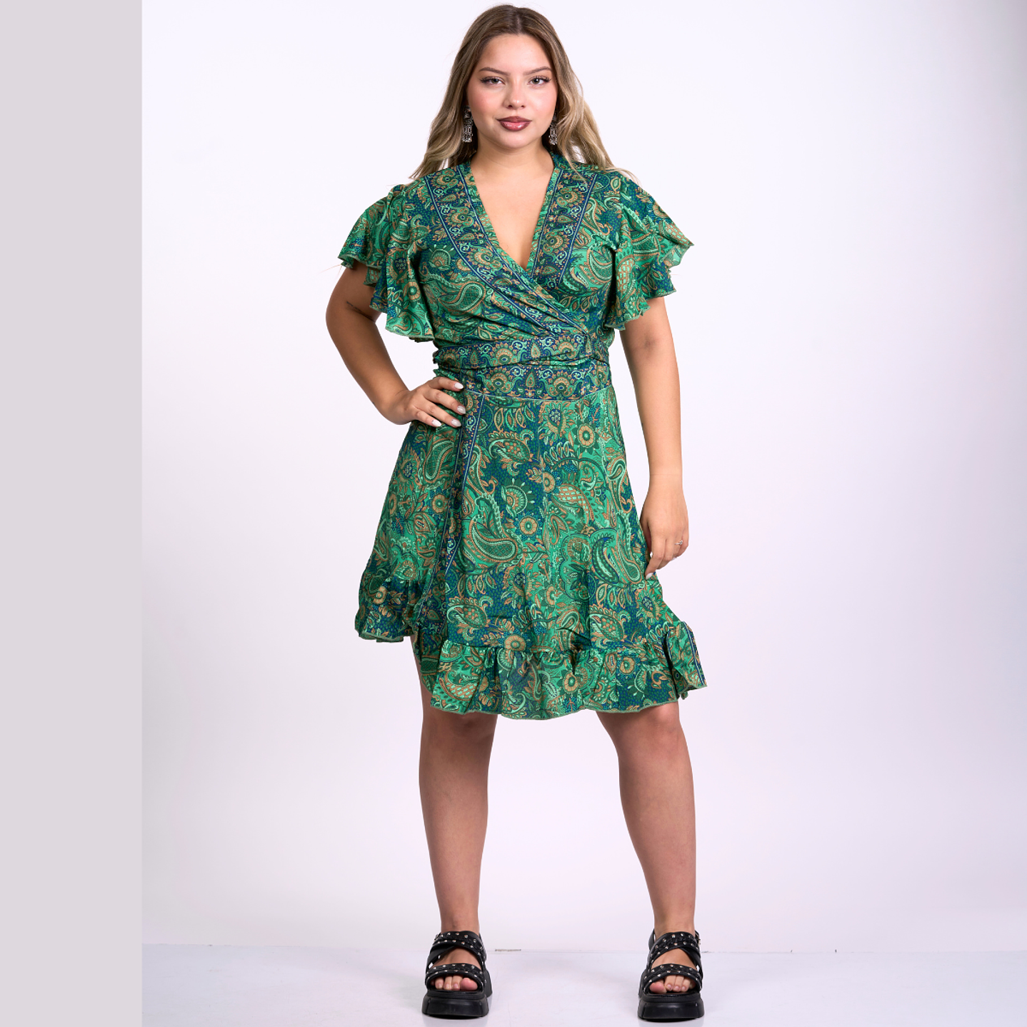 Vestido Corto Envolvente 4