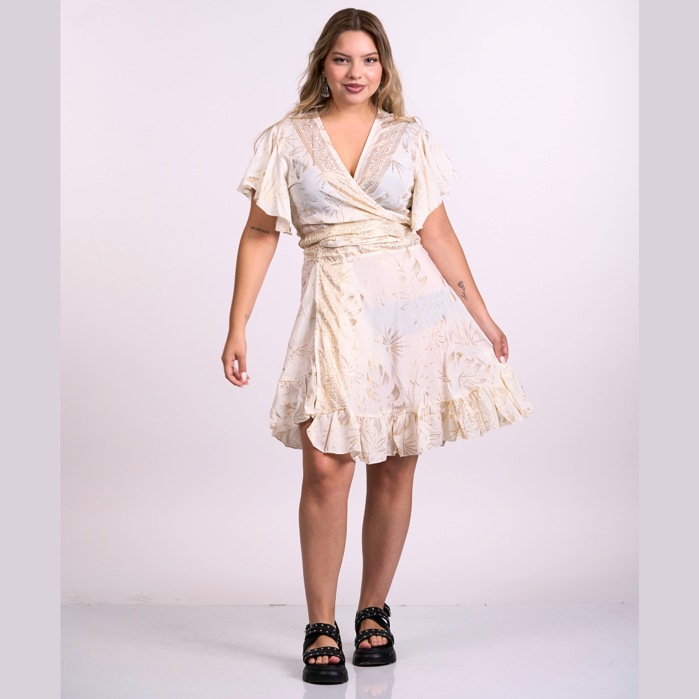 Vestido Corto Envolvente 4