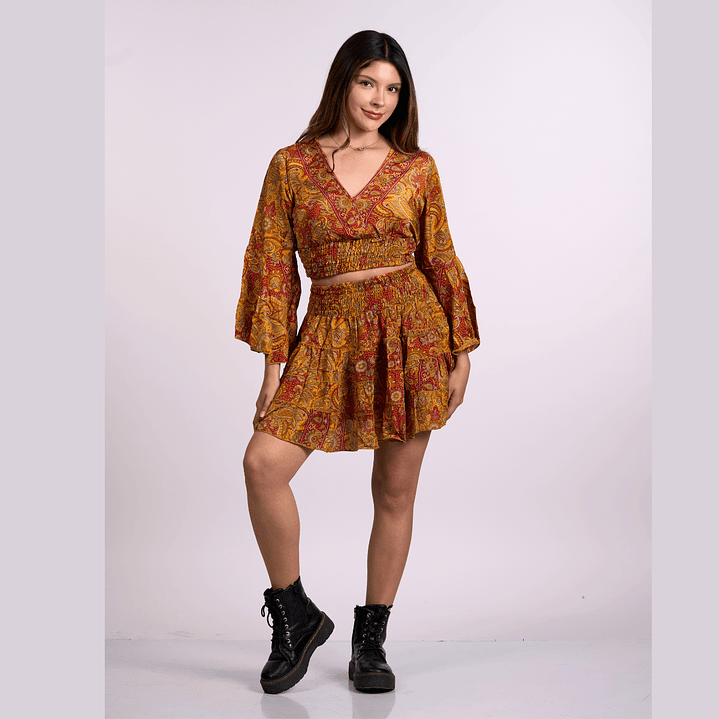 Falda Corta Elasticada 3