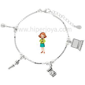 Pulsera de la periodista plata