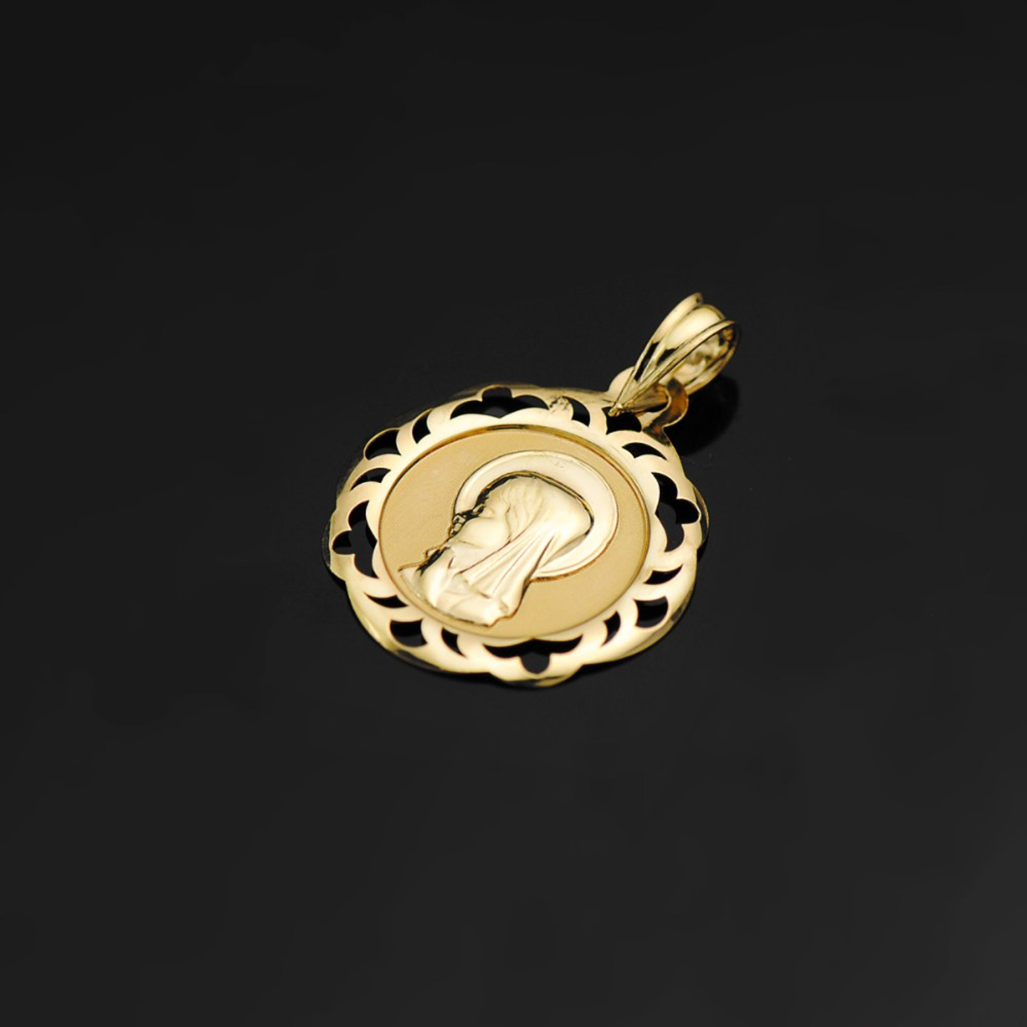 Medalla de Oro amarillo 18k Virgen niña  2