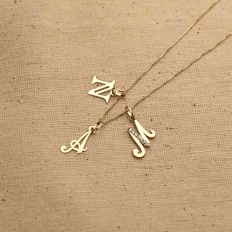 Colgante inicial M Oro 18k