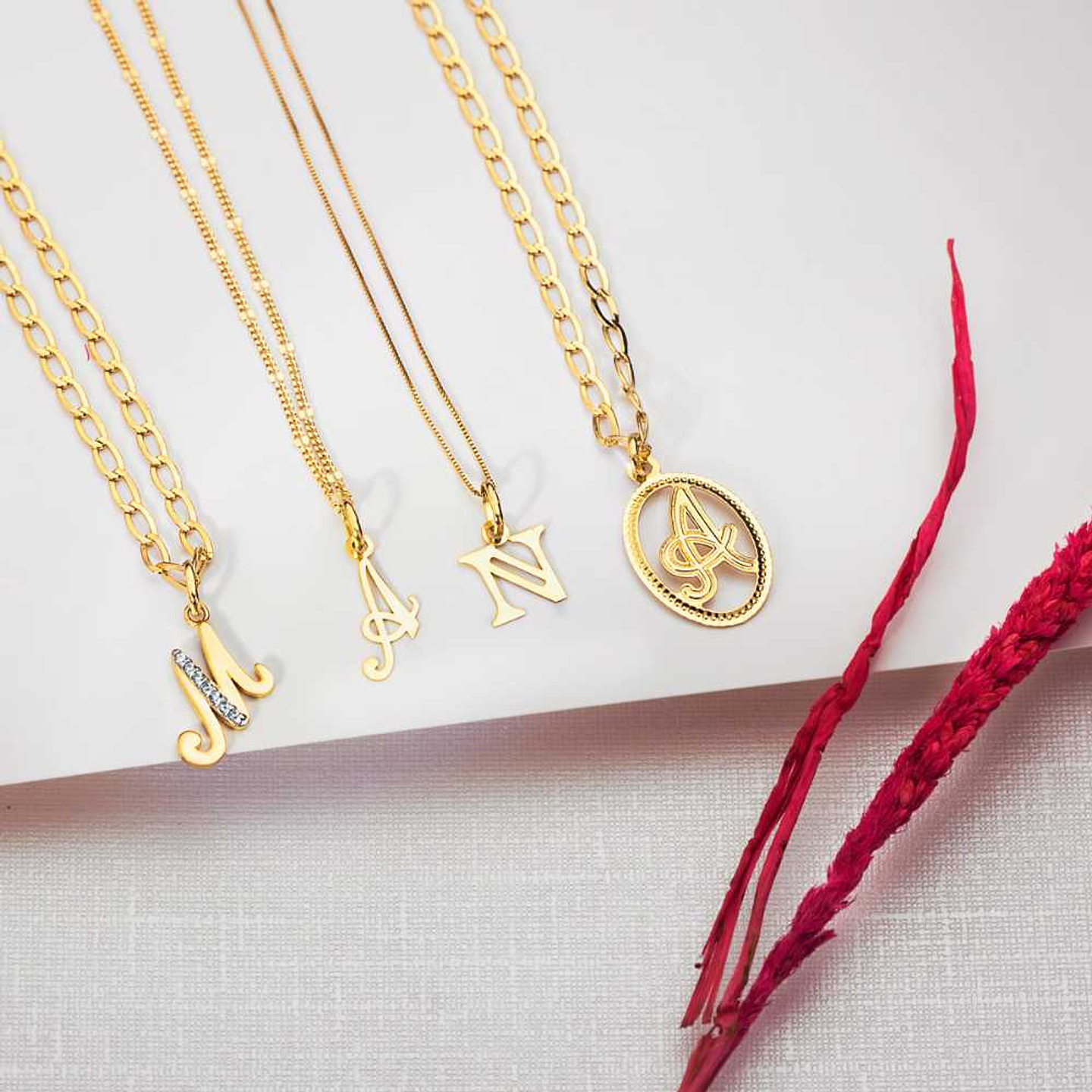 Colgante de inicial D Oro 18k 4