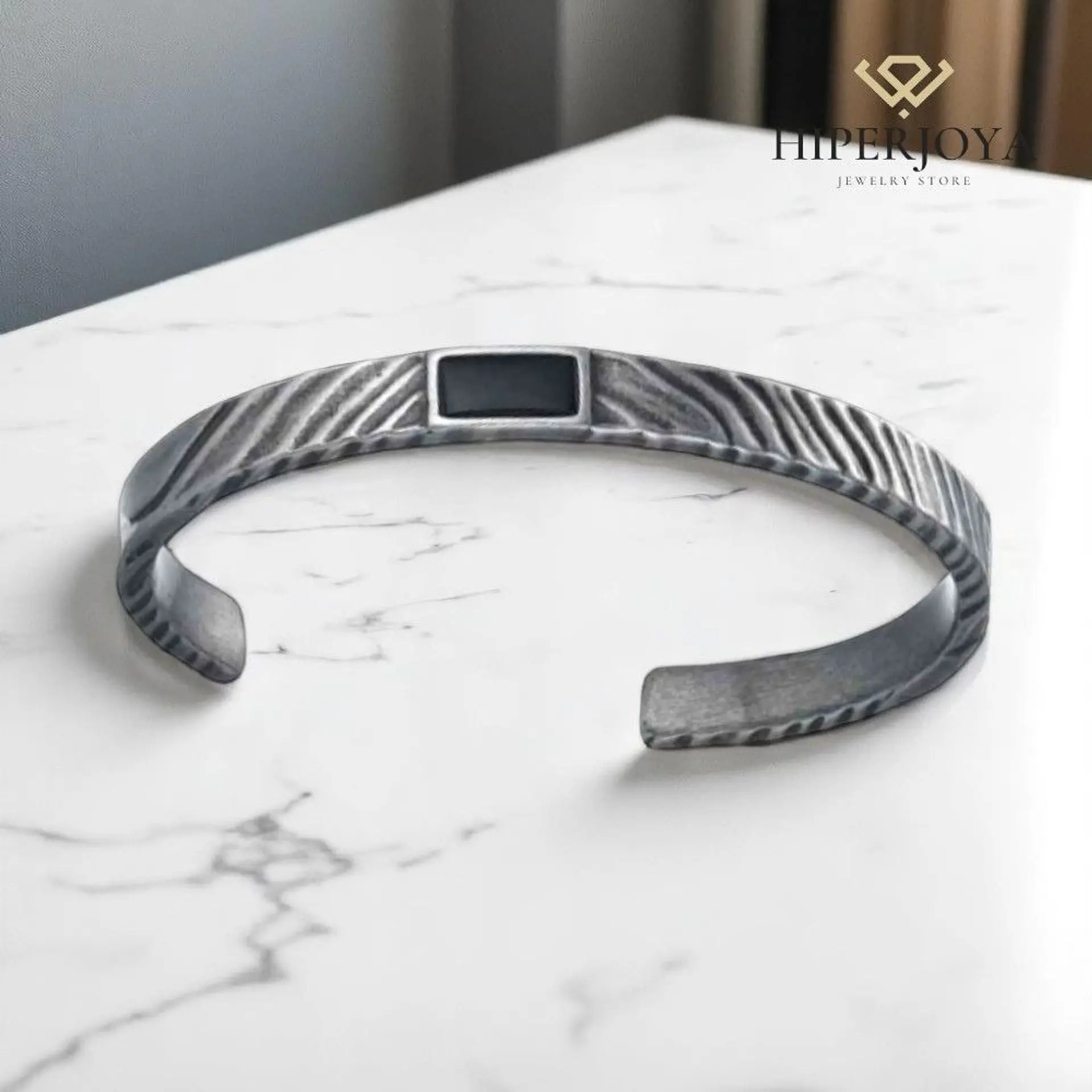 Brazalete para hombre de acero 3