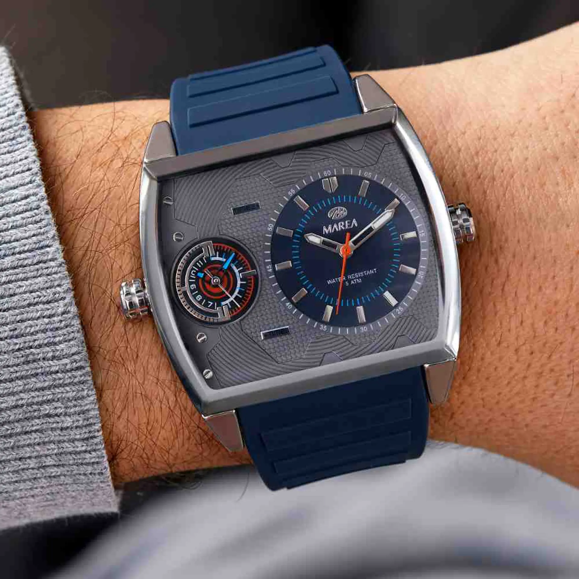 Reloj movimiento japonés tres agujas  2