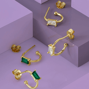 Pendiente aro baguette con baño de oro 