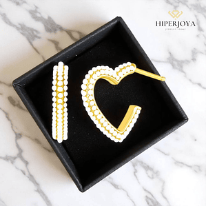 Pendientes en forma de corazón con perlas