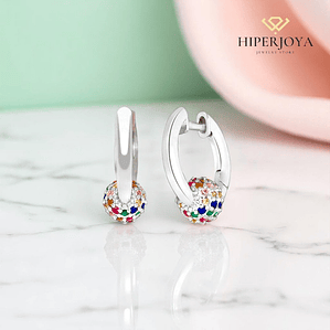 Pendiente hoop con circonitas multicolor 