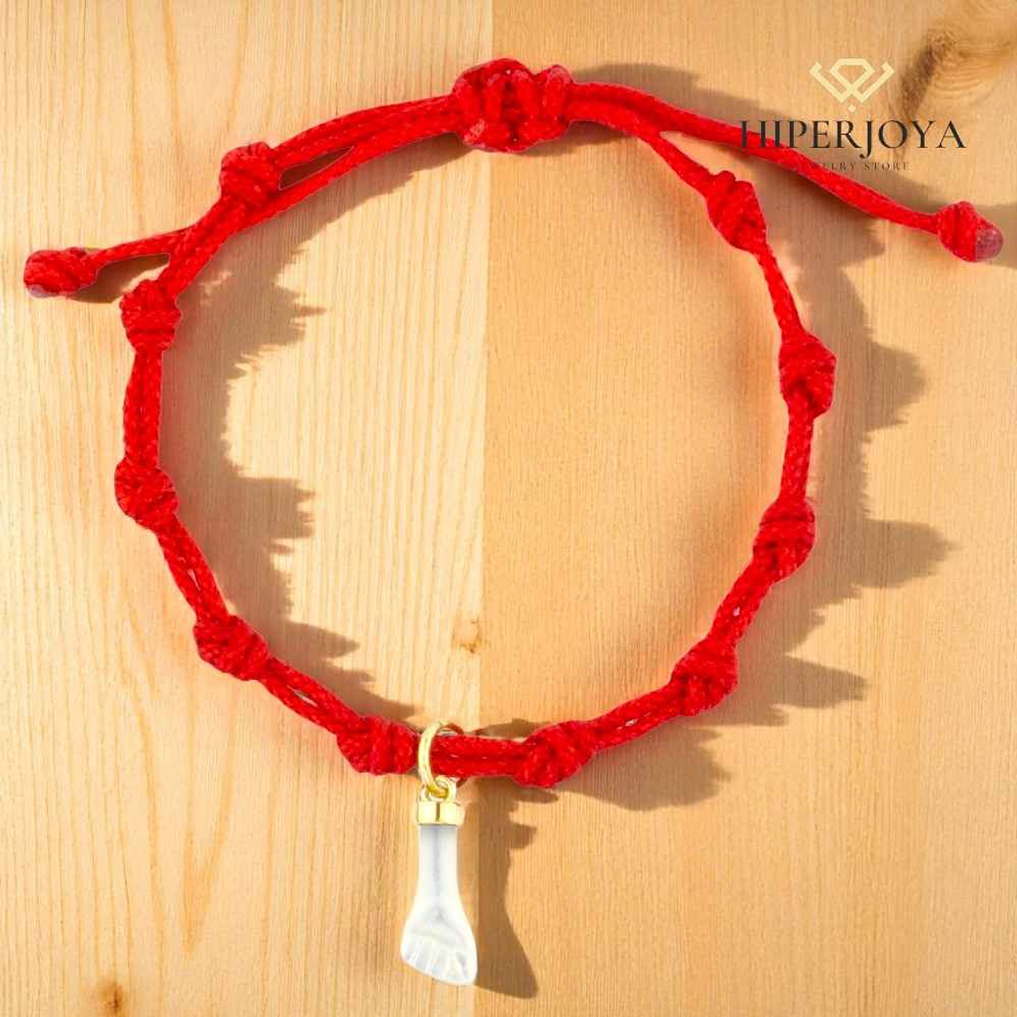 Pulsera de hilo rojo con higa de madreperla 3