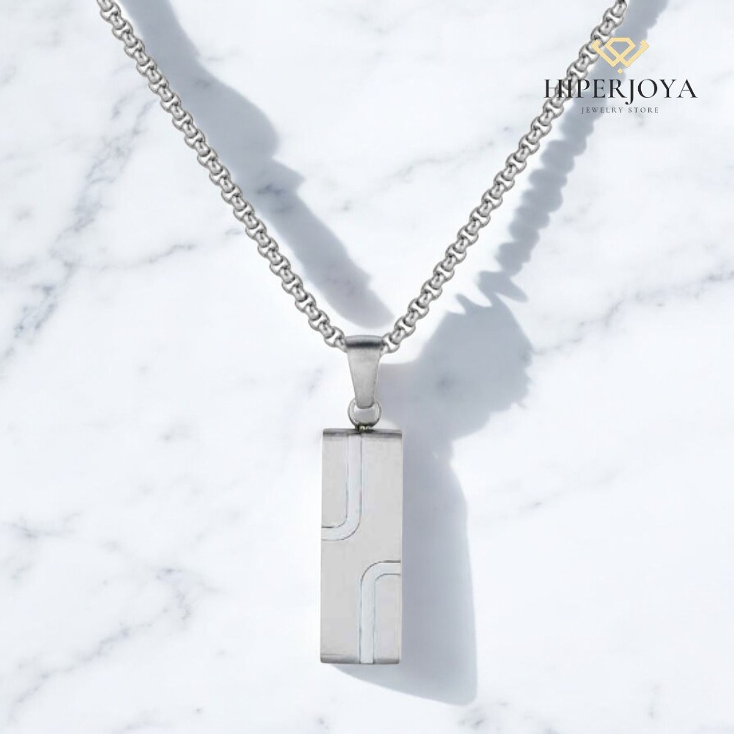 Cadena de caballero con colgante rectangular  2