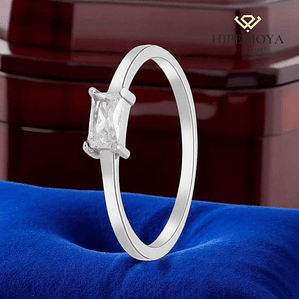 Anillo con circonita 