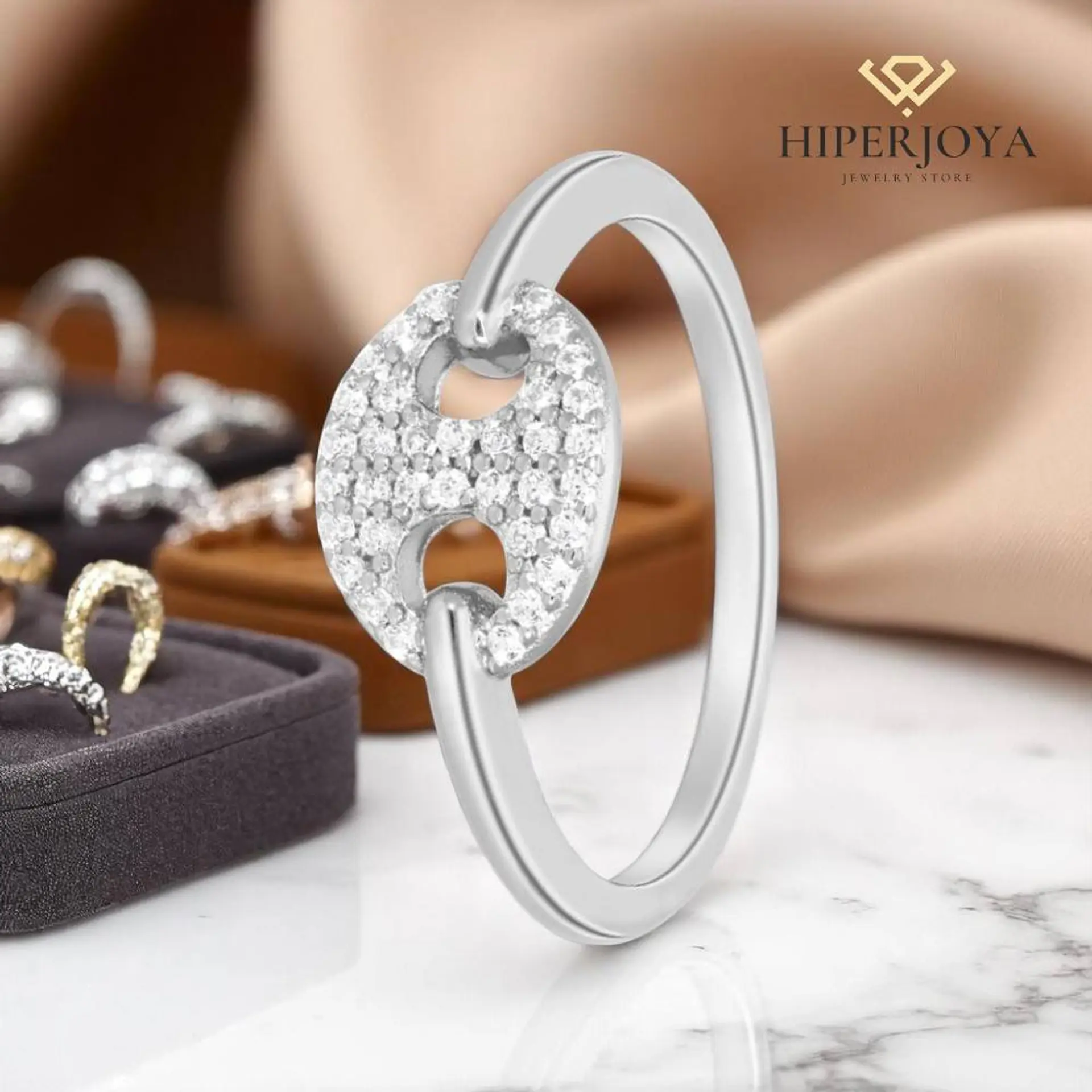 Anillo con circonitas  2