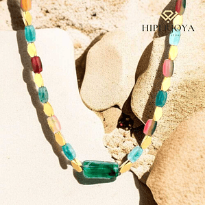 Collar de piedras semipreciosas y acero 