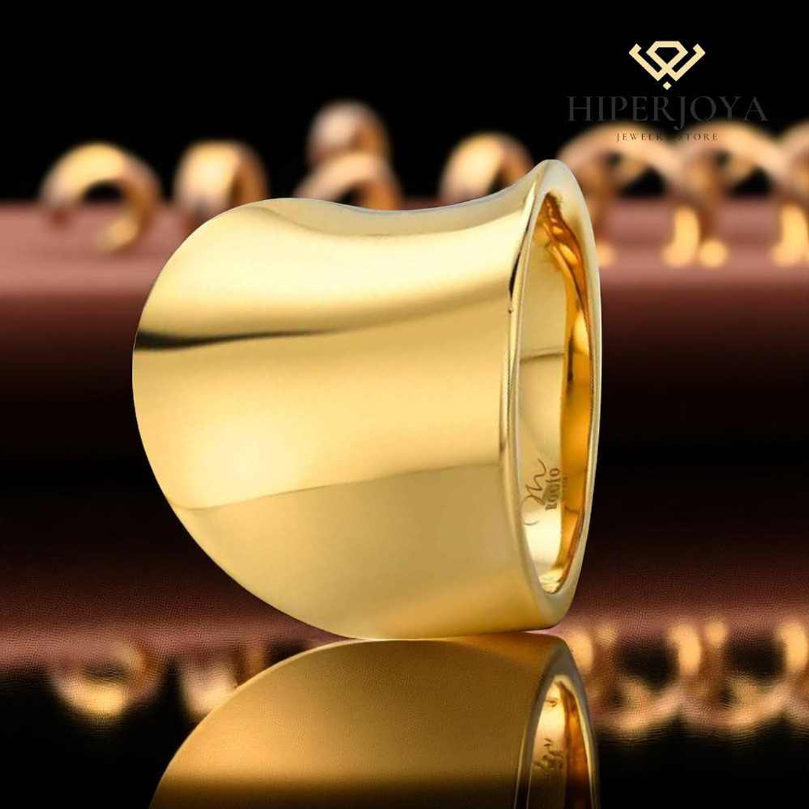 Anillo de acero en disminución con baño de oro  2