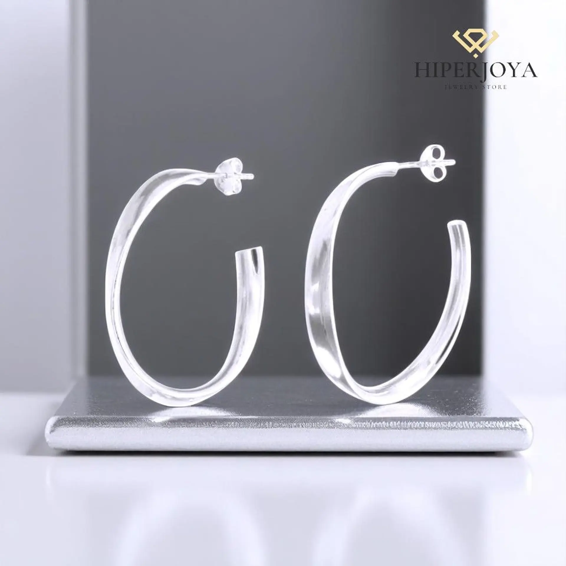 Pendientes de plata aro ovalado 2