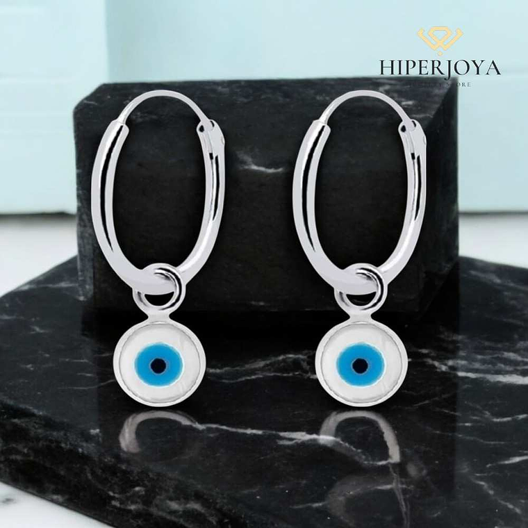 Pendientes ojo turco colgando 2