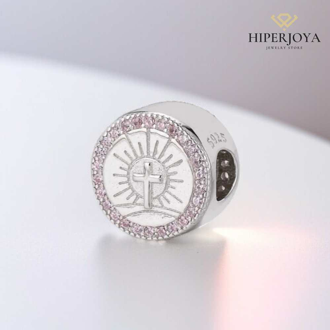 Abalorio disco con cruz plata 2