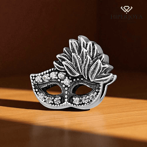 Silver carnival bead 