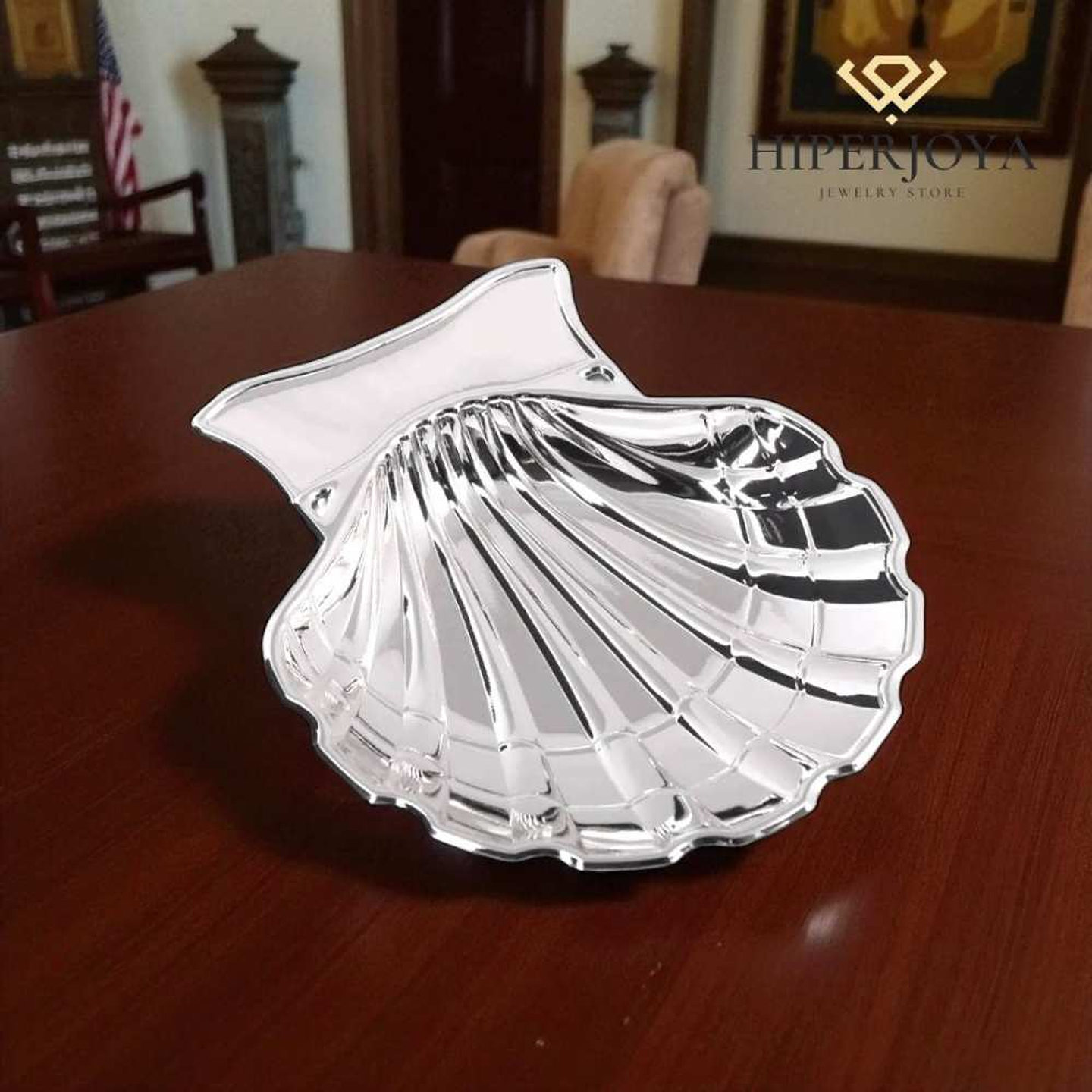 Concha de bautismo plateada metal  3