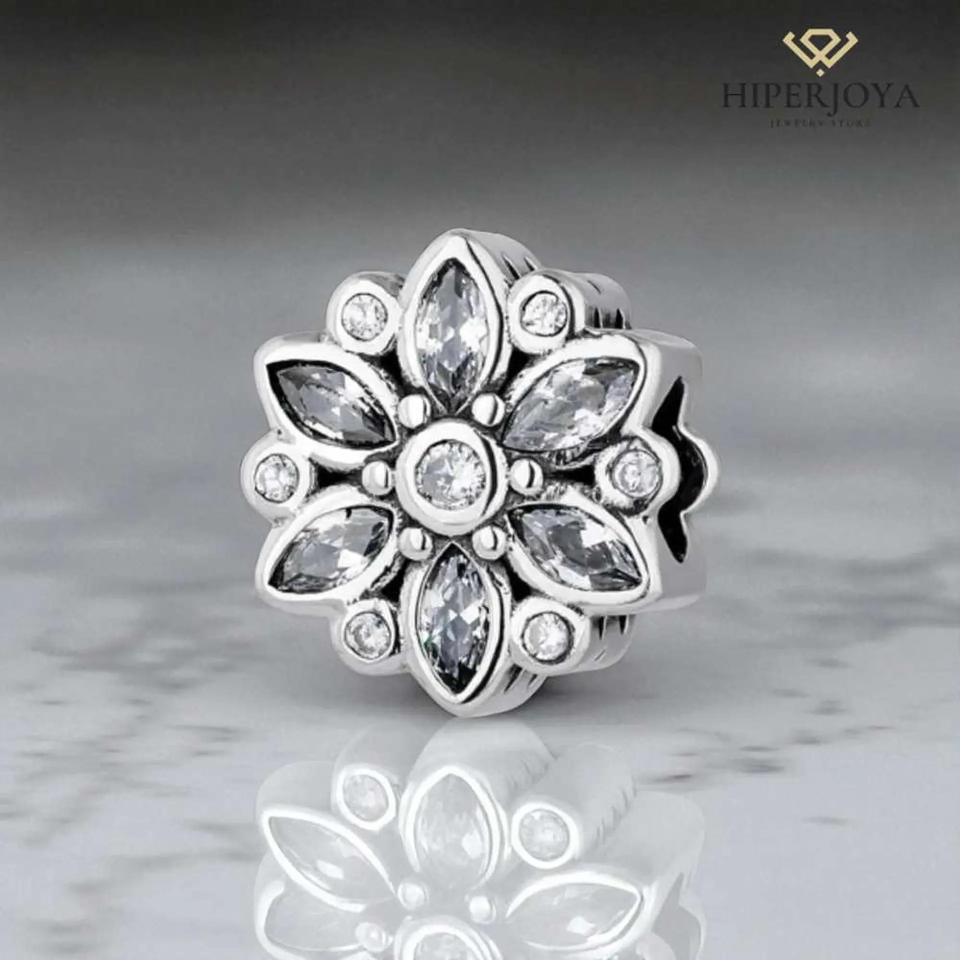 Silver-grey flower bead 2