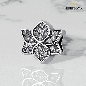 Abalorio flor de loto morado plata