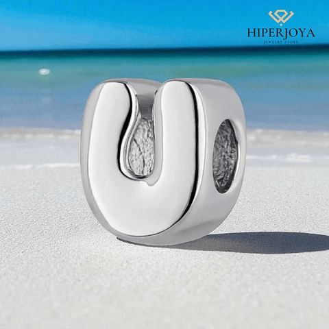 Abalorio inicial U plata