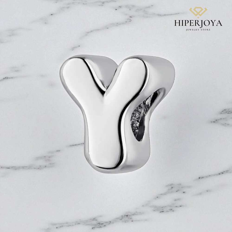 Abalorio inicial Y plata  2