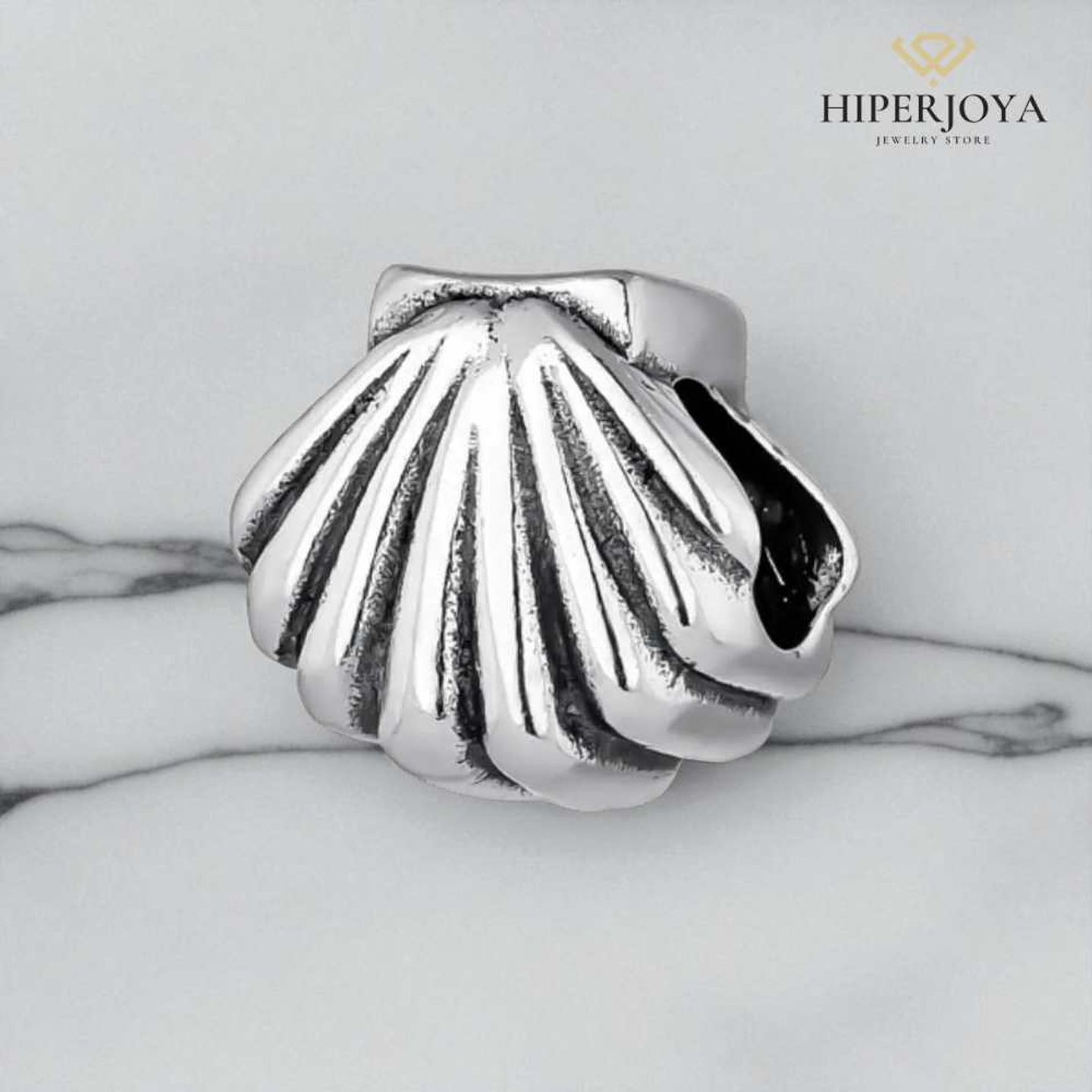 Silver pilgrim scallop shell bead 2