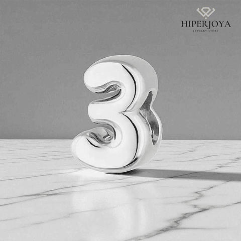 Abalorio número tres plata