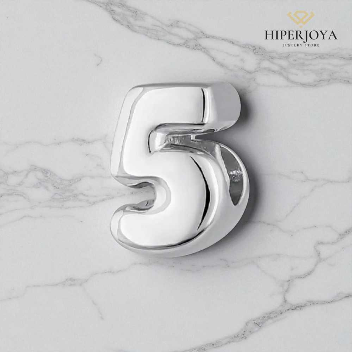 Abalorio número cinco plata 2