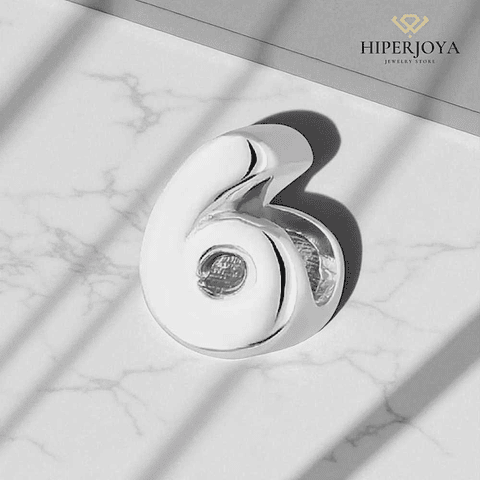 Abalorio número seis plata